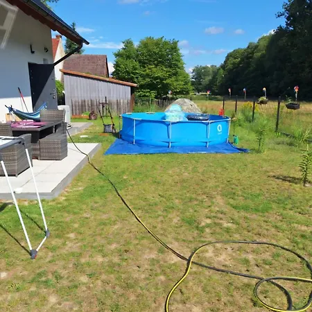 Wiejski Zakatek 度假居 Domaslawice